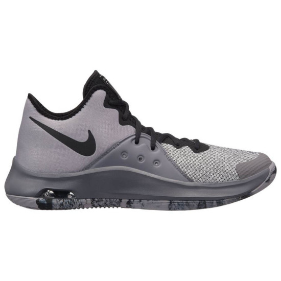 Nike Air versitile III